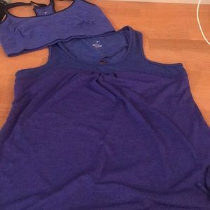 Old navy sports bra and matching tank top.